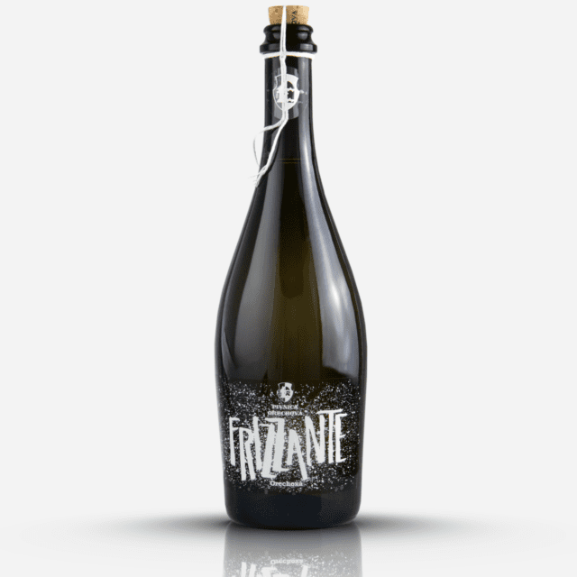 Šumivé FRIZZANTE ORECHOVÁ, polosladké (semi-sweet wine)